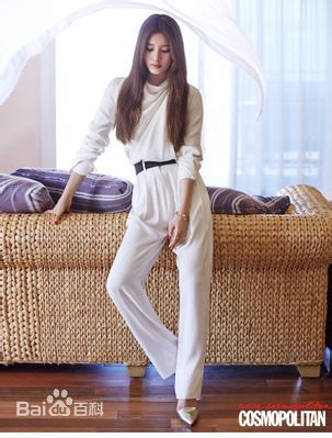 裴秀智((韩)、Suzy Bae(英)、Bae Sue Ji(罗马)、スジ(日))最新杂志画报图集