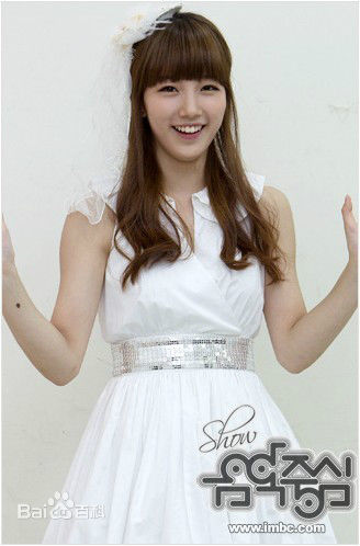 裴秀智((韩)、Suzy Bae(英)、Bae Sue Ji(罗马)、スジ(日))2010前后照片