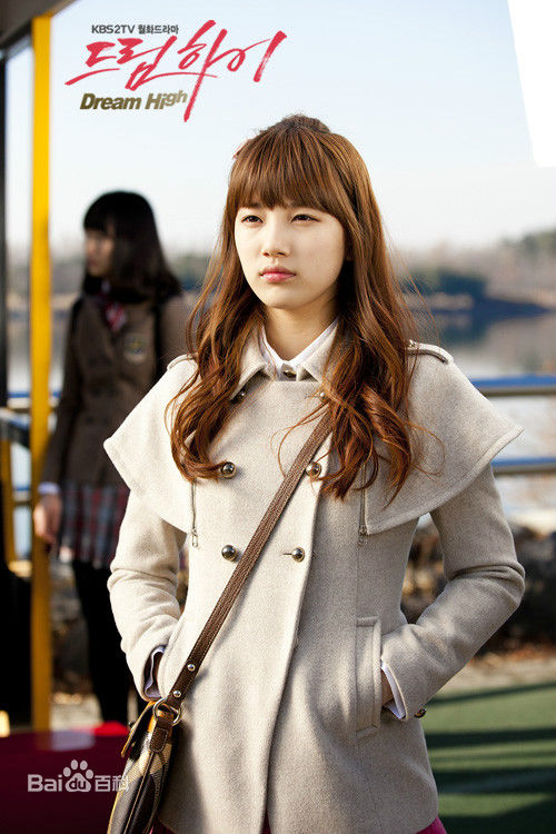 裴秀智((韩)、Suzy Bae(英)、Bae Sue Ji(罗马)、スジ(日))2011生活照相册