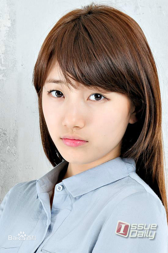 裴秀智((韩)、Suzy Bae(英)、Bae Sue Ji(罗马)、スジ(日))2012素颜照相册