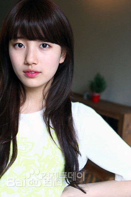 裴秀智((韩)、Suzy Bae(英)、Bae Sue Ji(罗马)、スジ(日))2012素颜照相册