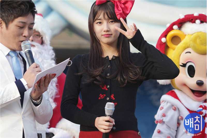 裴秀智((韩)、Suzy Bae(英)、Bae Sue Ji(罗马)、スジ(日))2012素颜照相册