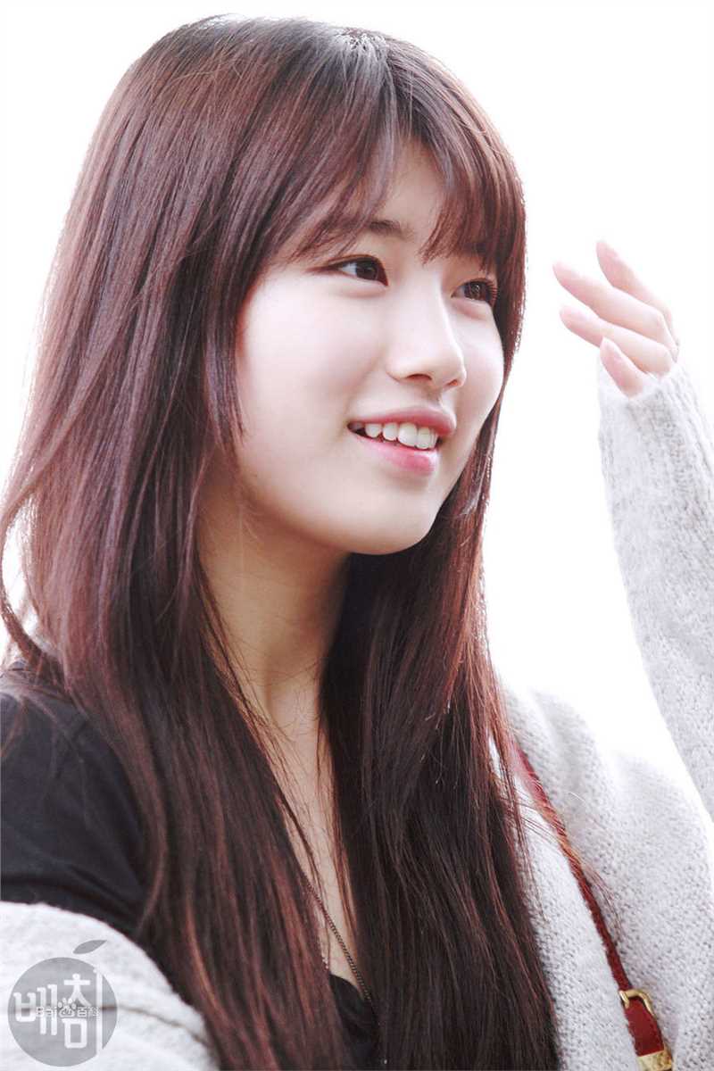 裴秀智((韩)、Suzy Bae(英)、Bae Sue Ji(罗马)、スジ(日))2013生活照相册