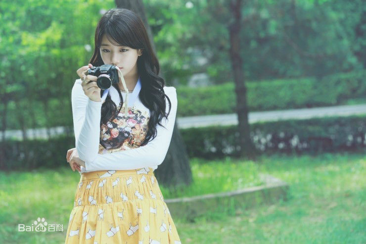 裴秀智((韩)、Suzy Bae(英)、Bae Sue Ji(罗马)、スジ(日))2013生活照相册