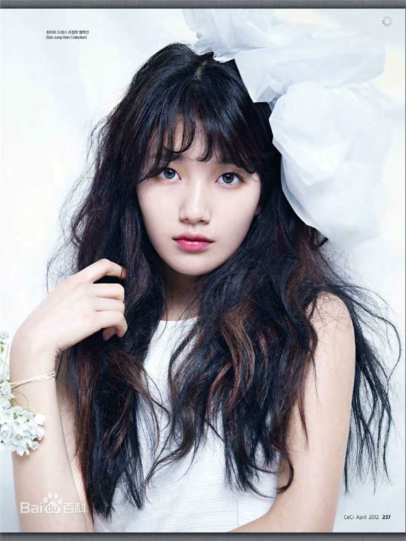 裴秀智((韩)、Suzy Bae(英)、Bae Sue Ji(罗马)、スジ(日))2013生活照相册