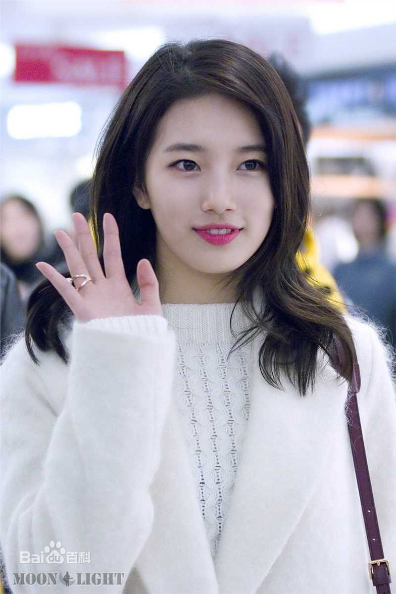 裴秀智((韩)、Suzy Bae(英)、Bae Sue Ji(罗马)、スジ(日))2014素颜照相册