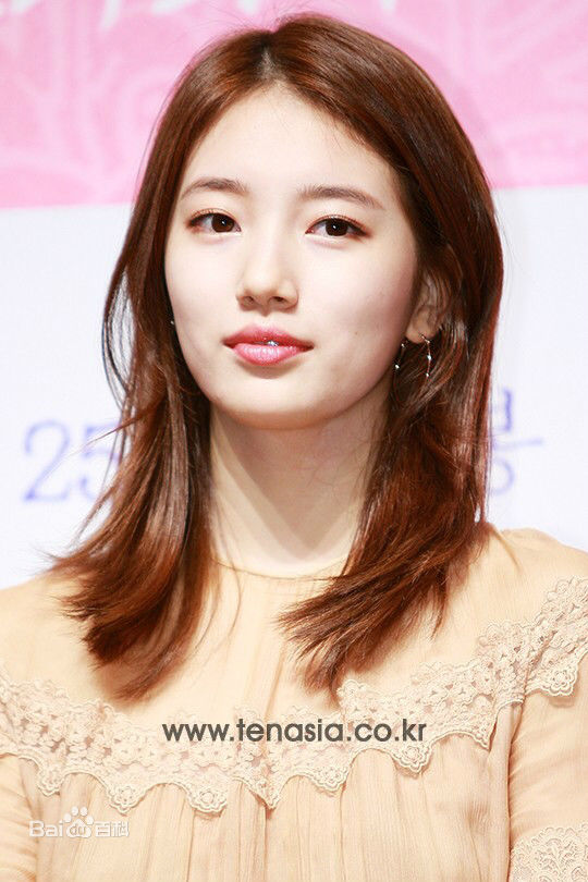 裴秀智((韩)、Suzy Bae(英)、Bae Sue Ji(罗马)、スジ(日))2015前后照片