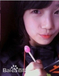 裴秀智((韩)、Suzy Bae(英)、Bae Sue Ji(罗马)、スジ(日))学生时期性感图片图集