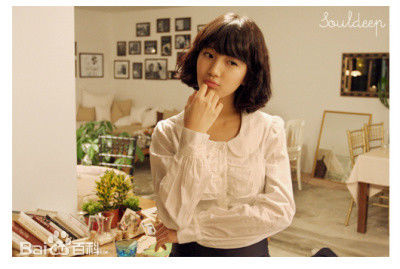 裴秀智((韩)、Suzy Bae(英)、Bae Sue Ji(罗马)、スジ(日))学生时期性感图片图集