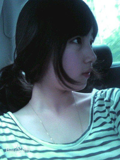 裴秀智((韩)、Suzy Bae(英)、Bae Sue Ji(罗马)、スジ(日))学生时期性感图片图集