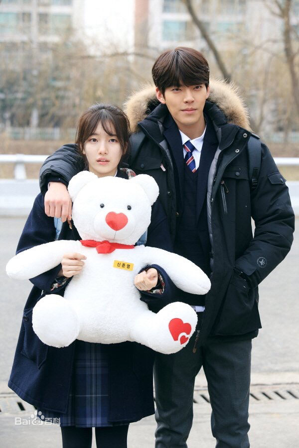 最全裴秀智((韩)、Suzy Bae(英)、Bae Sue Ji(罗马)、スジ(日))在鲁乙《任意依恋》中的相册