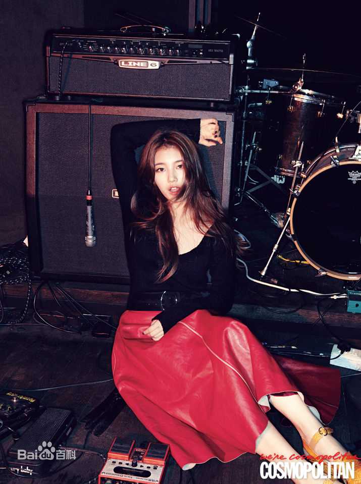 裴秀智((韩)、Suzy Bae(英)、Bae Sue Ji(罗马)、スジ(日))COOPOLITAN(2013九月刊,13周年特刊)图片图册