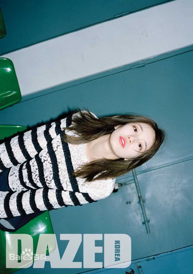 裴秀智((韩)、Suzy Bae(英)、Bae Sue Ji(罗马)、スジ(日))DAZED(七周年特刊)性感图片图集