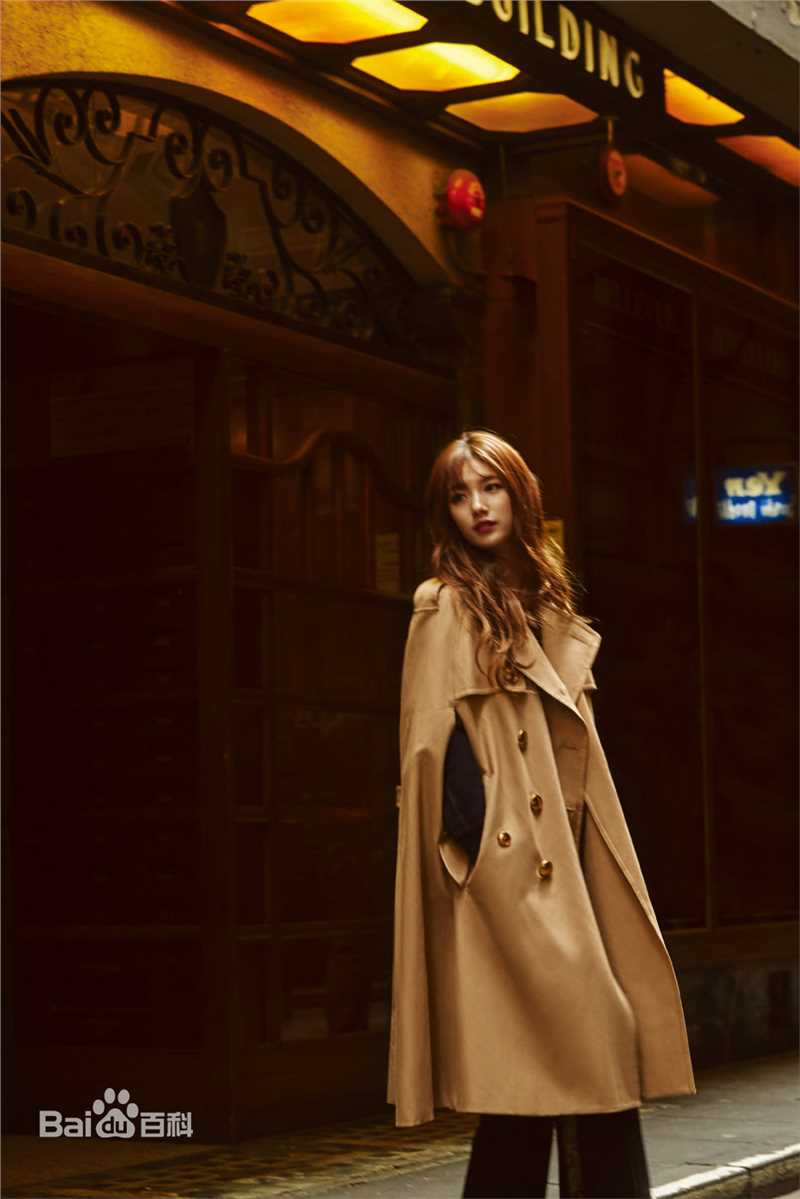 裴秀智((韩)、Suzy Bae(英)、Bae Sue Ji(罗马)、スジ(日))Allure（2016九月刊）生活照相册