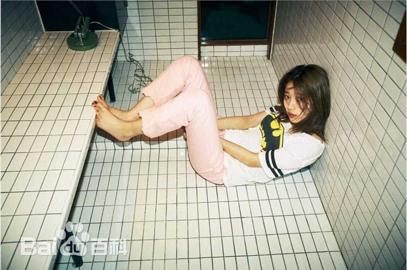 裴秀智((韩)、Suzy Bae(英)、Bae Sue Ji(罗马)、スジ(日))Nylon图片图集