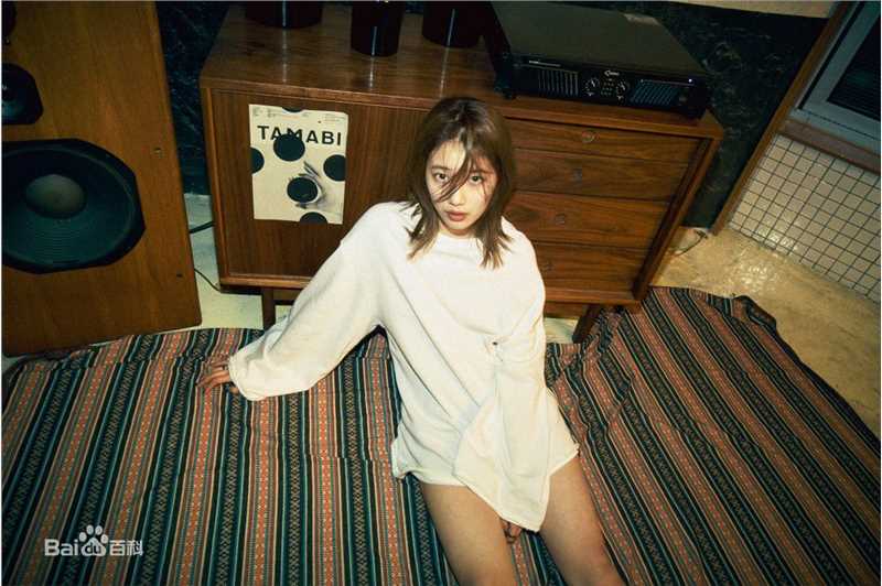 裴秀智((韩)、Suzy Bae(英)、Bae Sue Ji(罗马)、スジ(日))Nylon图片图集