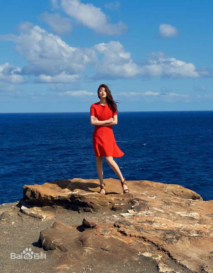 裴秀智((韩)、Suzy Bae(英)、Bae Sue Ji(罗马)、スジ(日))2016素颜照相册