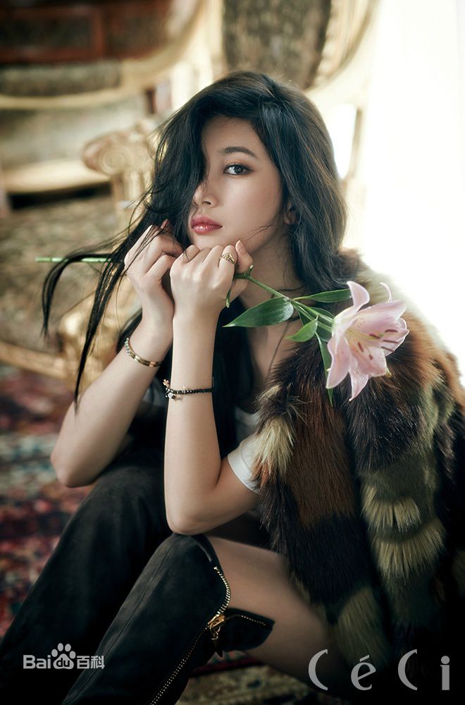 裴秀智((韩)、Suzy Bae(英)、Bae Sue Ji(罗马)、スジ(日))Ceci(20周年特刊)生活照