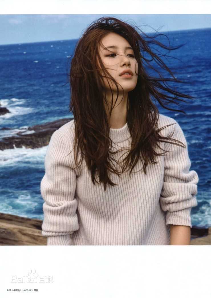 裴秀智((韩)、Suzy Bae(英)、Bae Sue Ji(罗马)、スジ(日))Harper's Bazaar图册