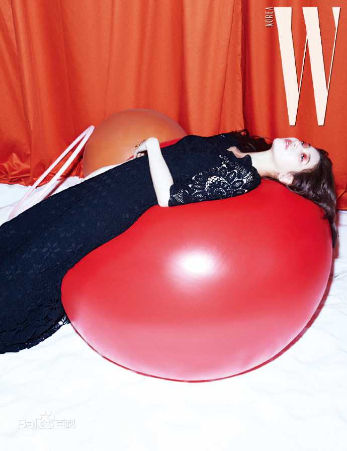 裴秀智((韩)、Suzy Bae(英)、Bae Sue Ji(罗马)、スジ(日))W图片图册