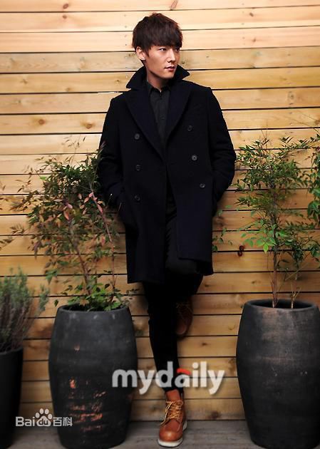 崔振赫（或翻译为崔真赫、崔镇赫）( / Choi Jin Hyuk / Kim Tae Ho)崔振赫专访图册素颜照相册