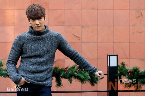 崔振赫（或翻译为崔真赫、崔镇赫）( / Choi Jin Hyuk / Kim Tae Ho)崔振赫专访图册素颜照相册