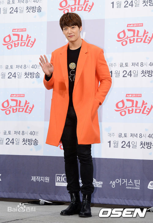 崔振赫（或翻译为崔真赫、崔镇赫）( / Choi Jin Hyuk / Kim Tae Ho)崔振赫活动图册壁纸壁纸