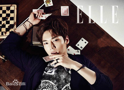 崔振赫（或翻译为崔真赫、崔镇赫）( / Choi Jin Hyuk / Kim Tae Ho)高清崔振赫杂志、广告代言图册图集