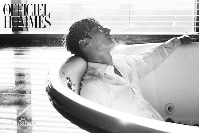 崔振赫（或翻译为崔真赫、崔镇赫）( / Choi Jin Hyuk / Kim Tae Ho)高清崔振赫杂志、广告代言图册图集