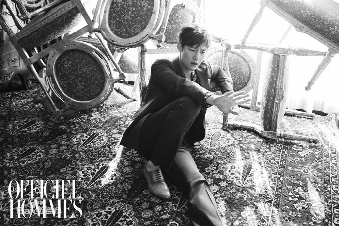 崔振赫（或翻译为崔真赫、崔镇赫）( / Choi Jin Hyuk / Kim Tae Ho)高清崔振赫杂志、广告代言图册图集