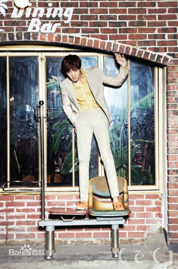 崔振赫（或翻译为崔真赫、崔镇赫）( / Choi Jin Hyuk / Kim Tae Ho)高清崔振赫杂志、广告代言图册图集