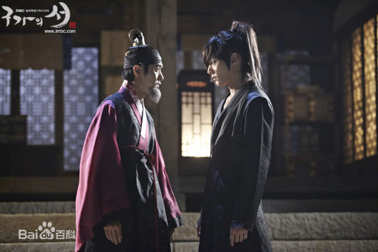 崔振赫（或翻译为崔真赫、崔镇赫）( / Choi Jin Hyuk / Kim Tae Ho)崔振赫作品图册前后照片