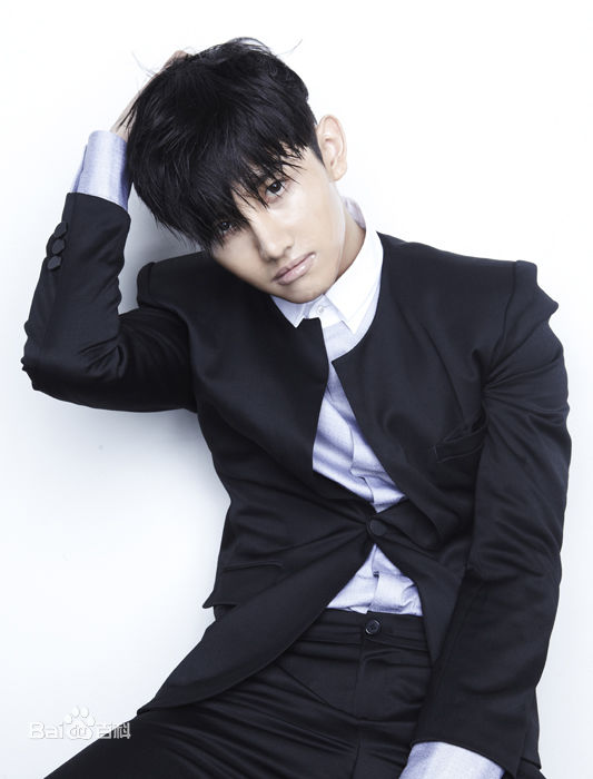 沈昌珉(，Max，チャンミン)歌手图片图集