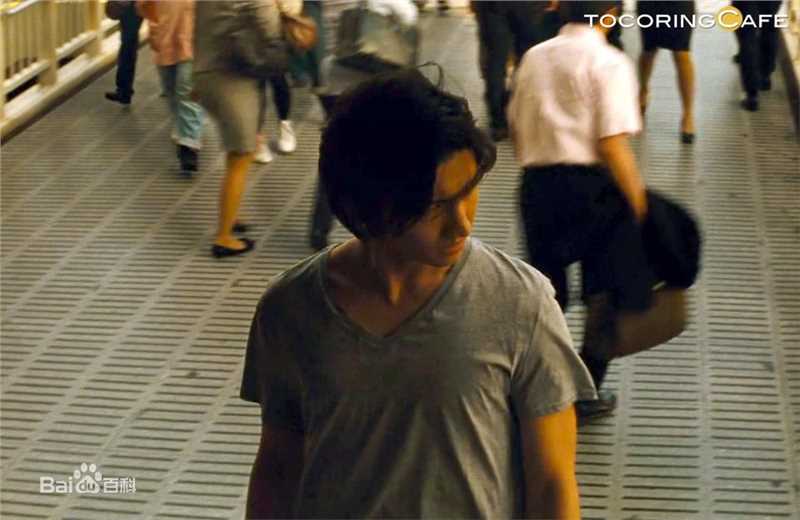 沈昌珉(，Max，チャンミン)拥抱黄金飞翔生活照