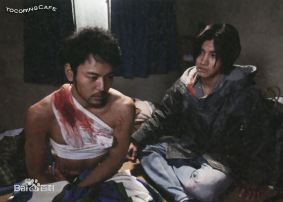 沈昌珉(，Max，チャンミン)拥抱黄金飞翔生活照