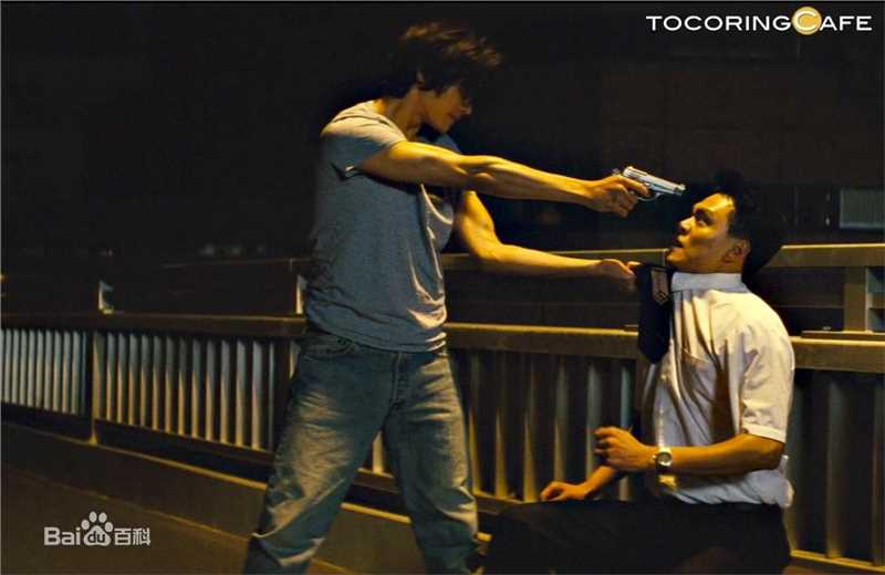 沈昌珉(，Max，チャンミン)拥抱黄金飞翔生活照