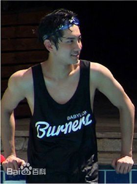 沈昌珉(，Max，チャンミン)我们小区艺体能性感图片图集