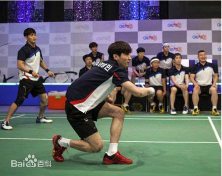 沈昌珉(，Max，チャンミン)我们小区艺体能性感图片图集