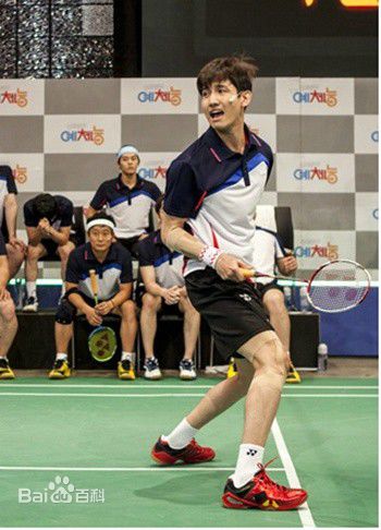 沈昌珉(，Max，チャンミン)我们小区艺体能性感图片图集