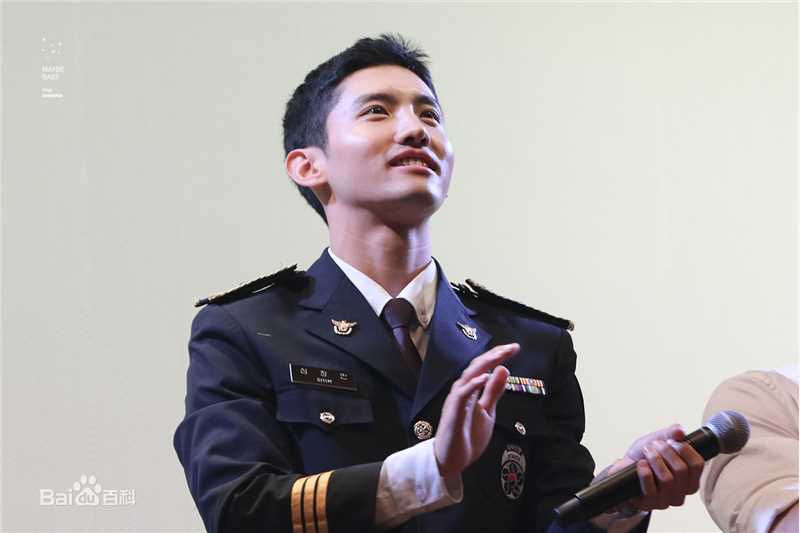 沈昌珉(，Max，チャンミン)20160109-16-23-30 义警宣传团年末公演素颜照相册