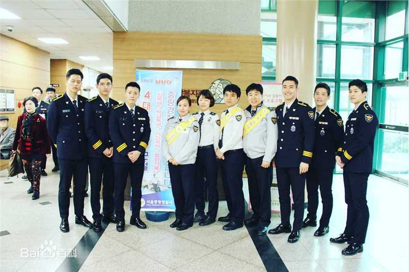 沈昌珉(，Max，チャンミン)160205壁纸壁纸