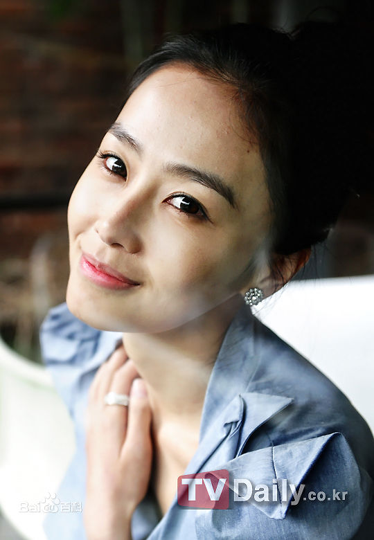 洪洙贤(Hong Soo Hyun、ホンスヒョン)新闻采访生活照相册