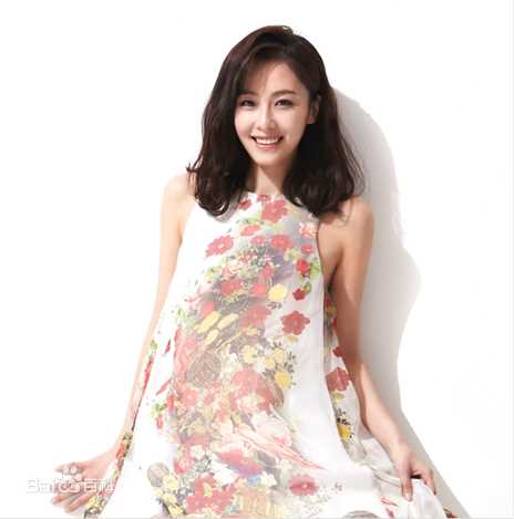 洪洙贤(Hong Soo Hyun、ホンスヒョン)新闻采访生活照相册