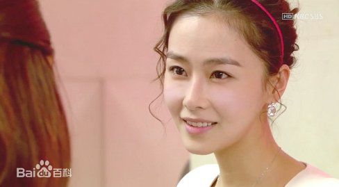 洪洙贤(Hong Soo Hyun、ホンスヒョン)影视风采生活照