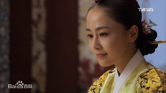 洪洙贤(Hong Soo Hyun、ホンスヒョン)影视风采生活照