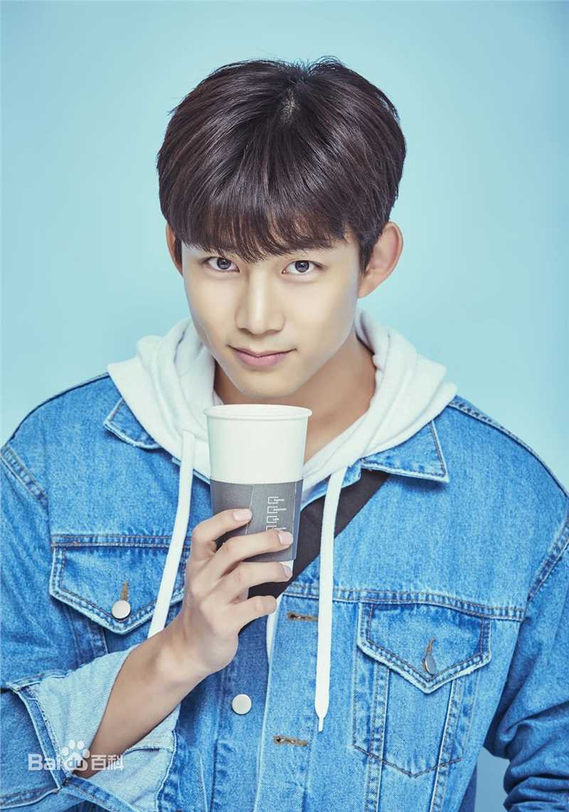 最新玉泽演(，Taecyeon OK，テギョン)性感图片