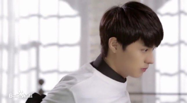 都枝寒(Do Ji Han)MV截图素颜照相册