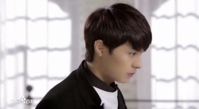 都枝寒(Do Ji Han)MV截图素颜照相册