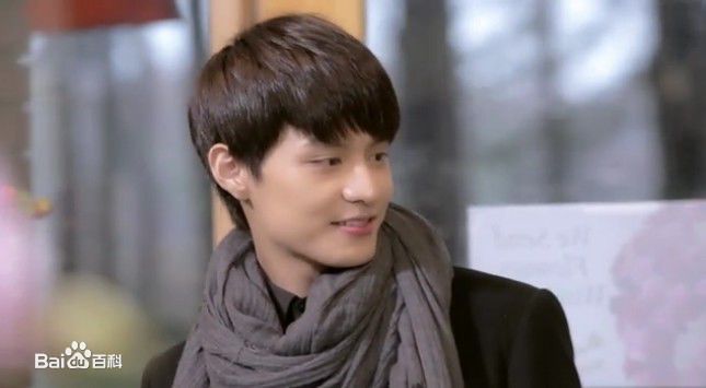 都枝寒(Do Ji Han)MV截图素颜照相册