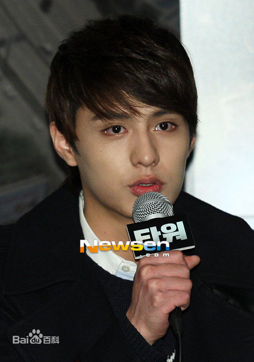 都枝寒(Do Ji Han)采访图性感图片图集